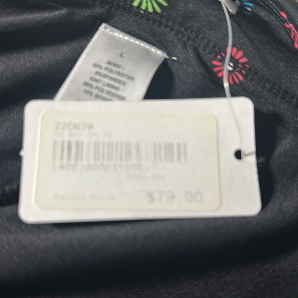 Short - Picture 3 of 3